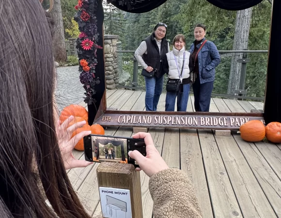 Private Vancouver Signature Day Tour with Capilano Bridge (Pre/Post-Cruise Option Available)