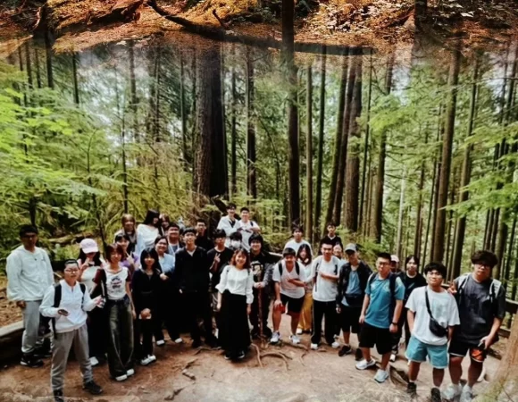 Students Group Service